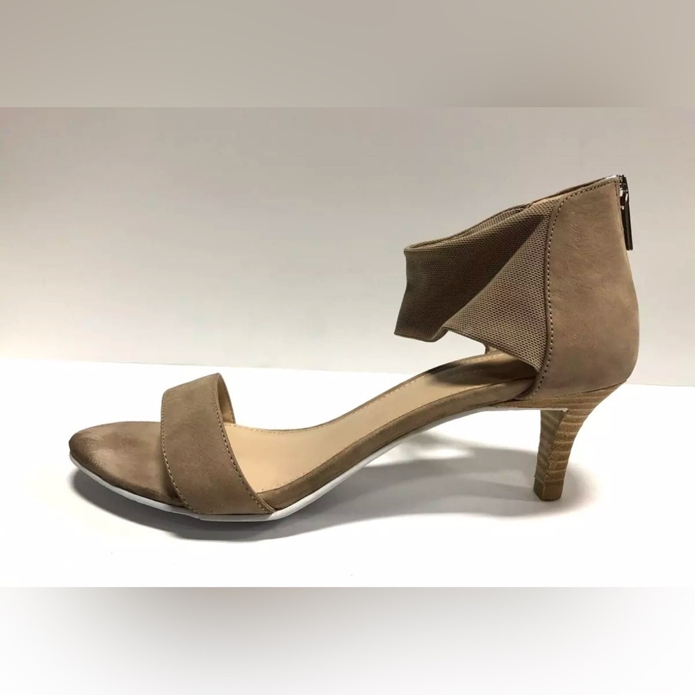 Pelle Moda Eden Womens Dress Heeled Sandal Barley, Size US 8M